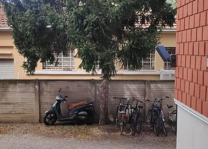 La Dimora Degli Artisti - ボローニャ